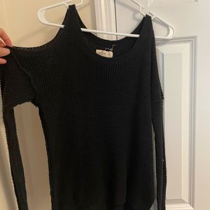 Black Cold shoulder sweater top!